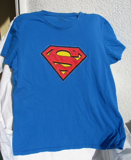 Podkoszulek z naszytym logo Supermana, używany, rozmiar L/XL, CW 5 zł