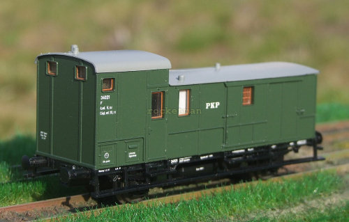 Model wagonu bagażowego PKP w skali 1:87. Epoka kolejowa IIIc. Konwersja rocketman. #PKP #bagażowy