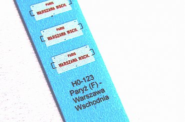 Kalkomania wodna z tablicami kierunkowymi na model pociągu w skali 1:87 H0. H0 #tablice #kierunkowe #PKP #rocketman