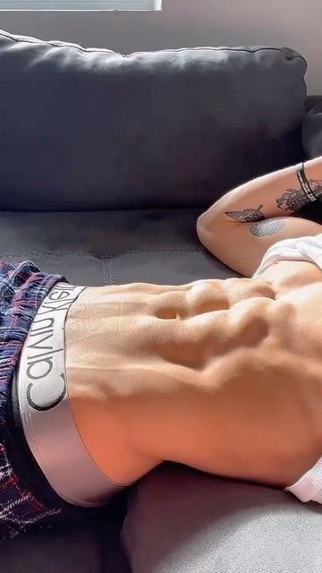 Zdj nie moje dla uwagi stworzyłem server na discordzie więc dolaczajcie i oddawajcie innychhttps ://pbs.twimg.com/media/F3xEin6WgAE-mpT.jpg #horny #gay #dsc#dc#młody