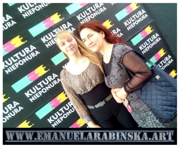 Solistka_Emanuela._Występ_na_koncercie_festiwalu_Kultura_Nieponura