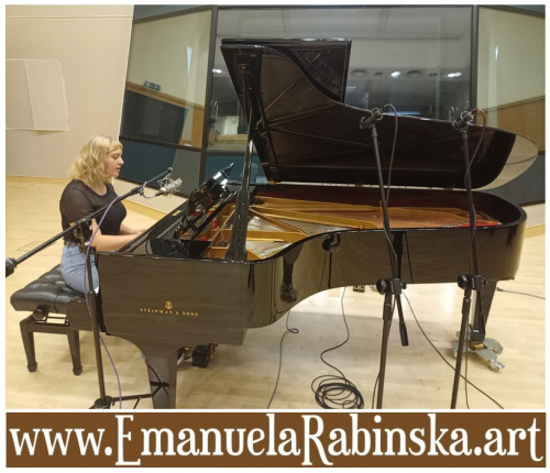 Kompozytorka Emanuela - praca nad muzyką do piosenki Called Angel w Studio Radio Katowice